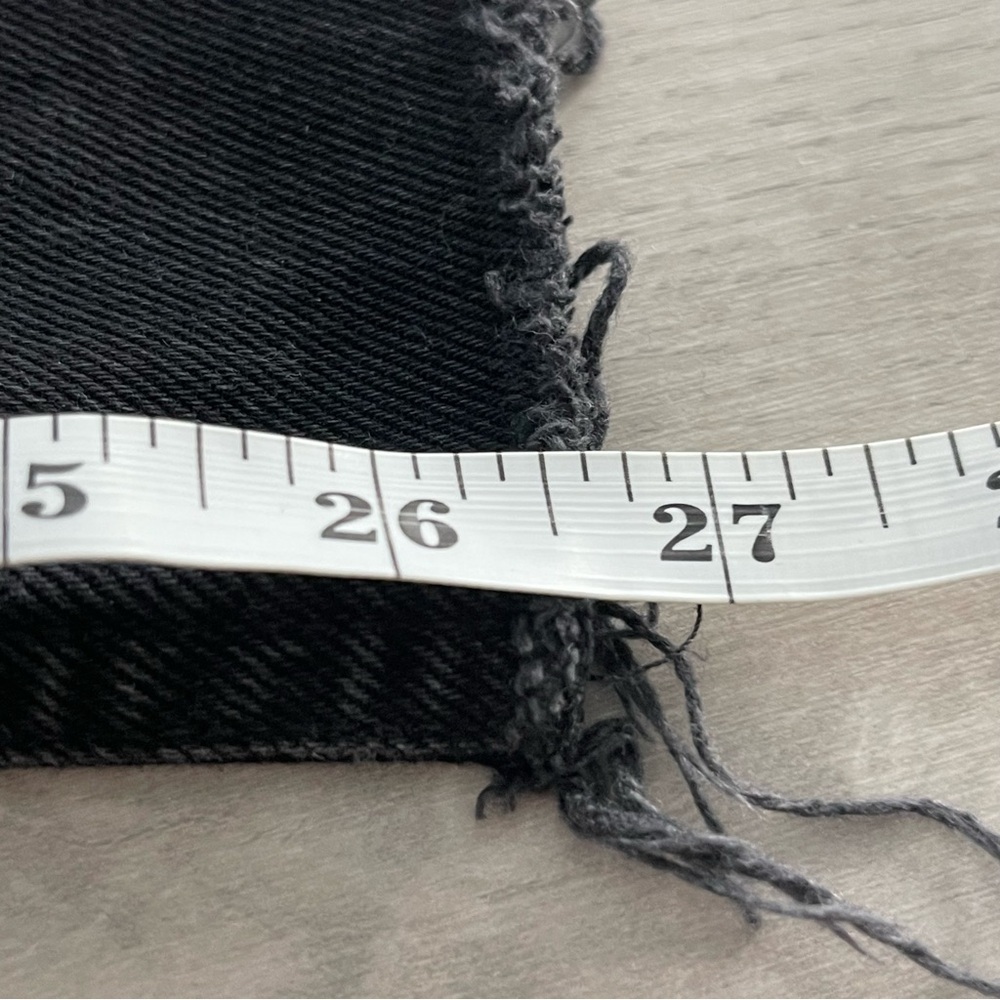 AGOLDE Cherie High Rise Straight Leg Jeans in Distortion Black Distressed 24 - Picture 13 of 15